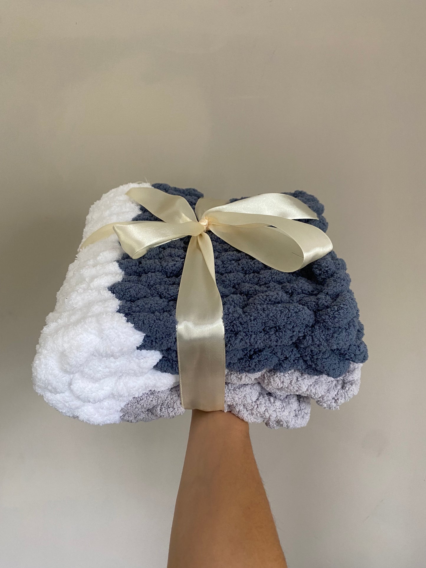 Handmade Chunky Knit Blanket - Grey & White