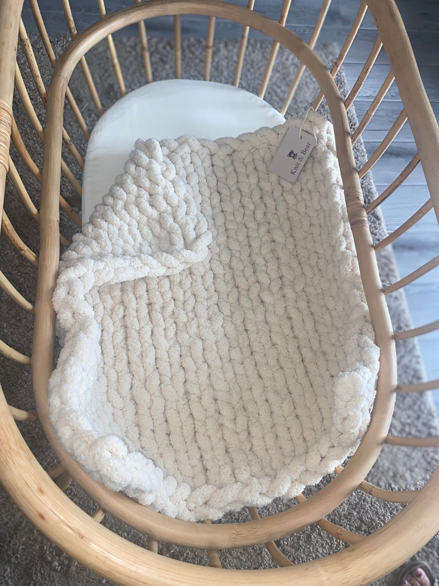 Handmade Chunky Knit Blanket - Beige