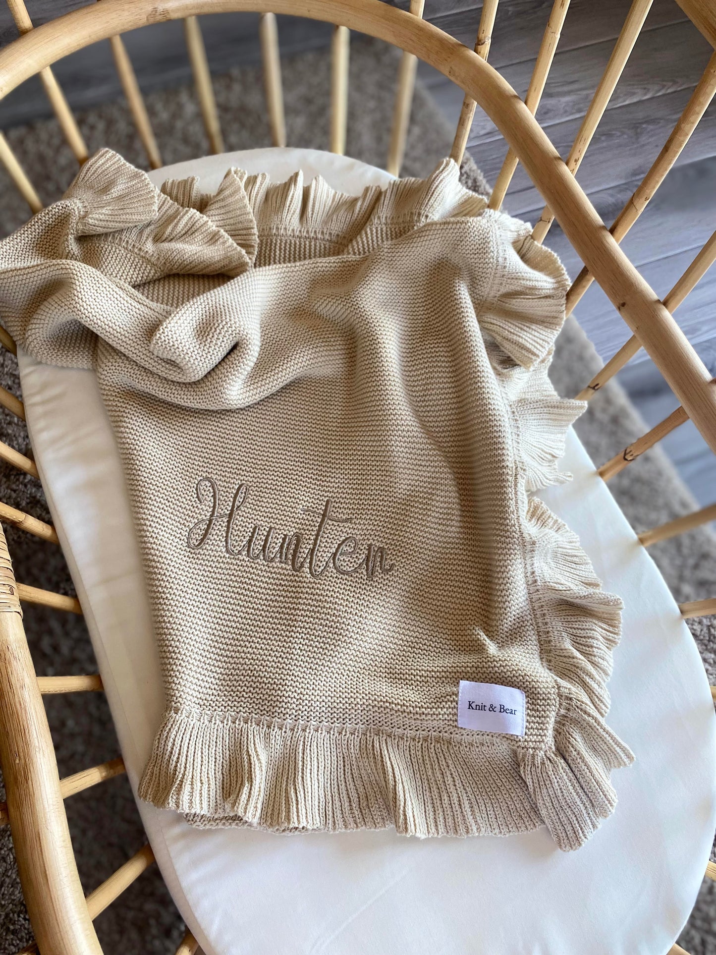 Frill Knit Blanket - Beige