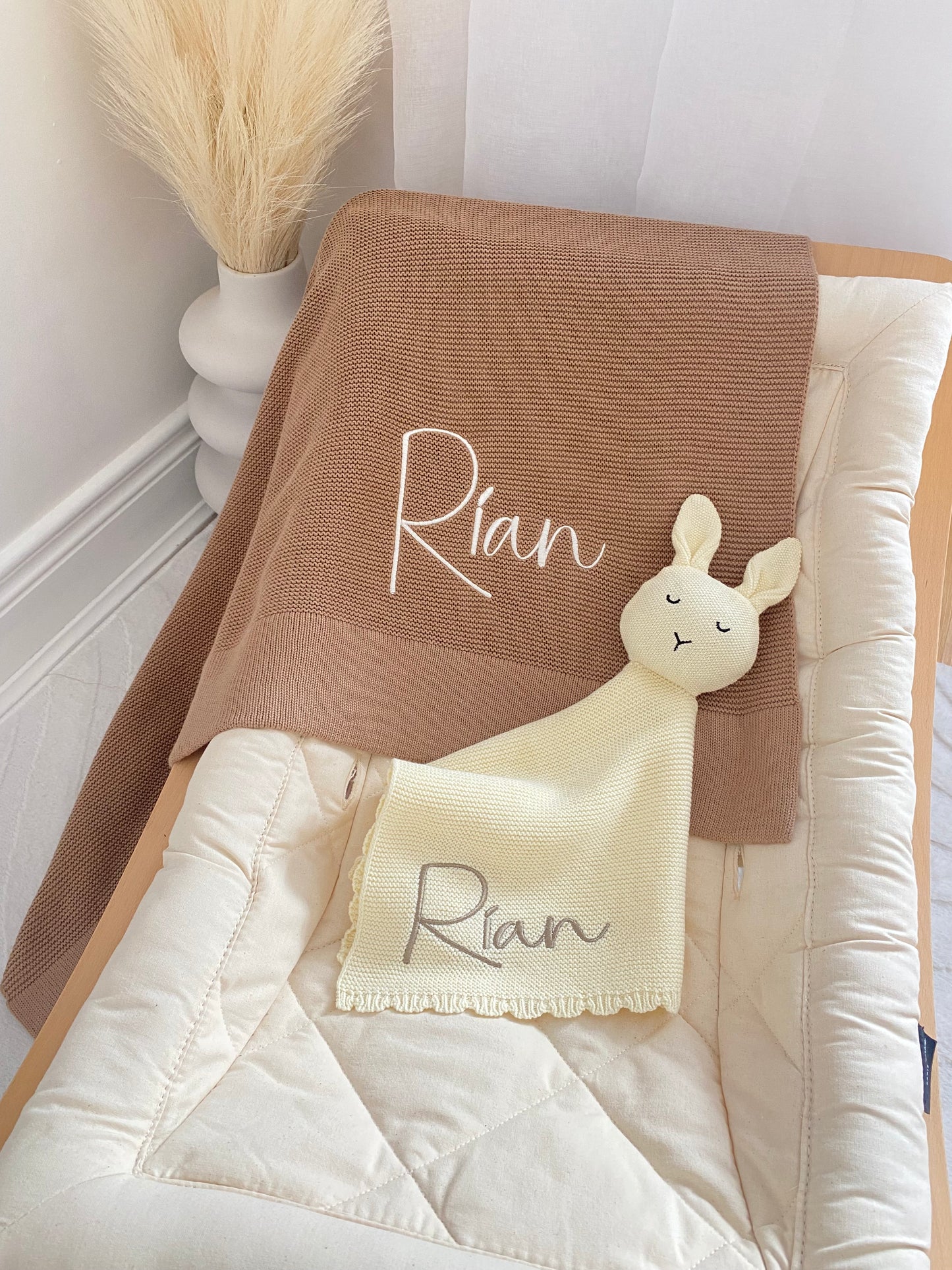 Plain Knit Blanket - Brown