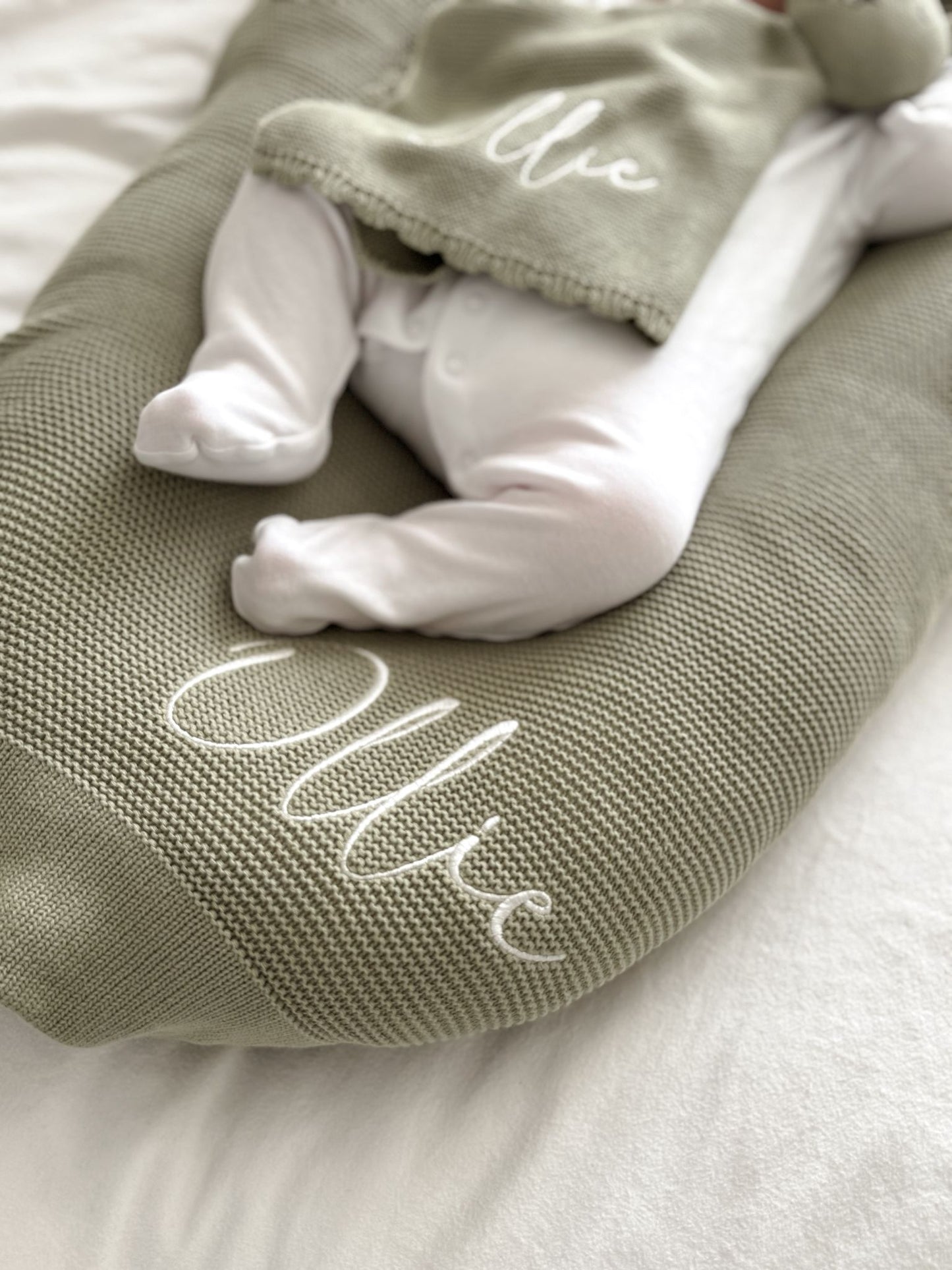 Plain Knit Blanket - Olive Green