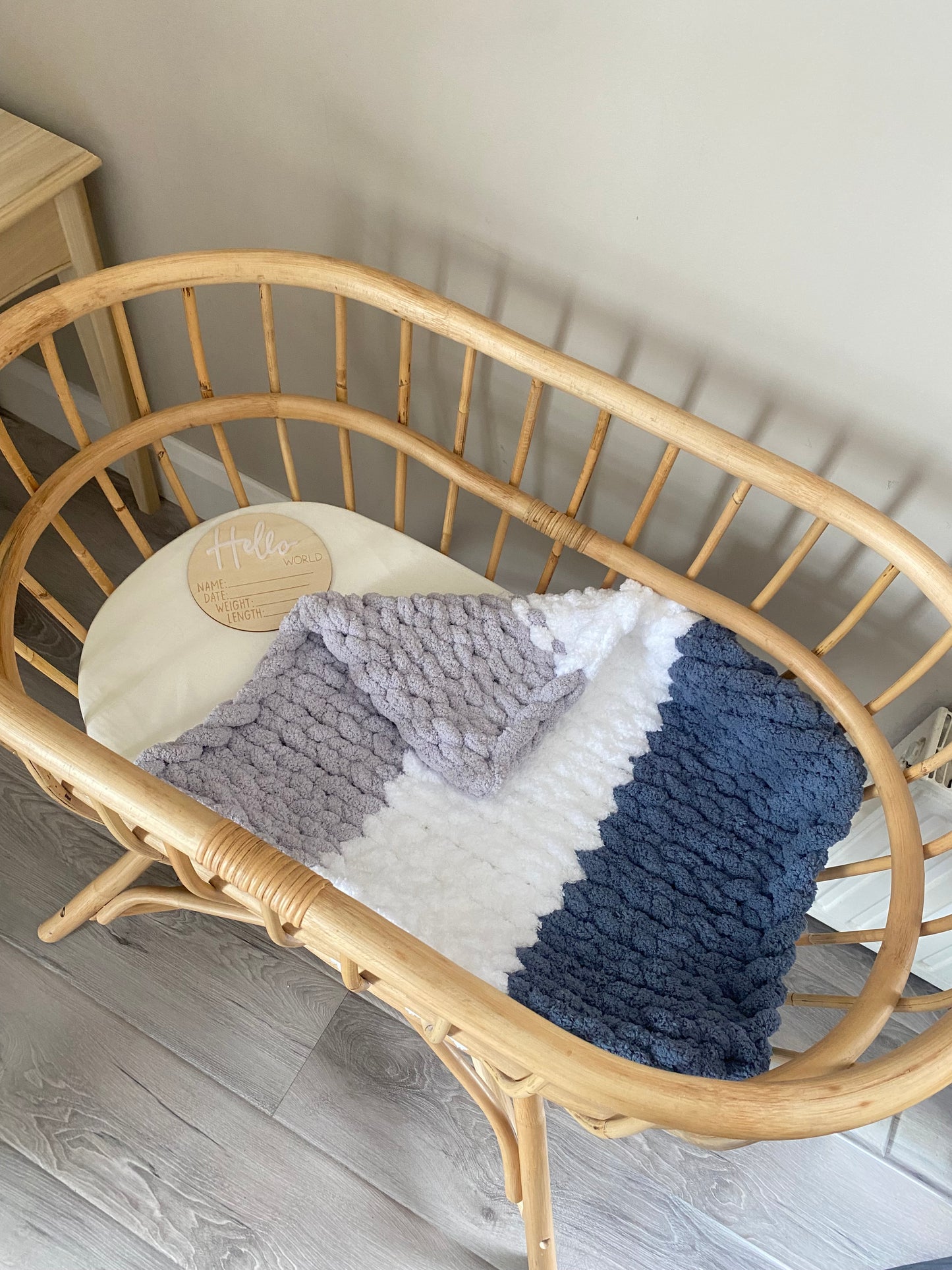 Handmade Chunky Knit Blanket - Grey & White