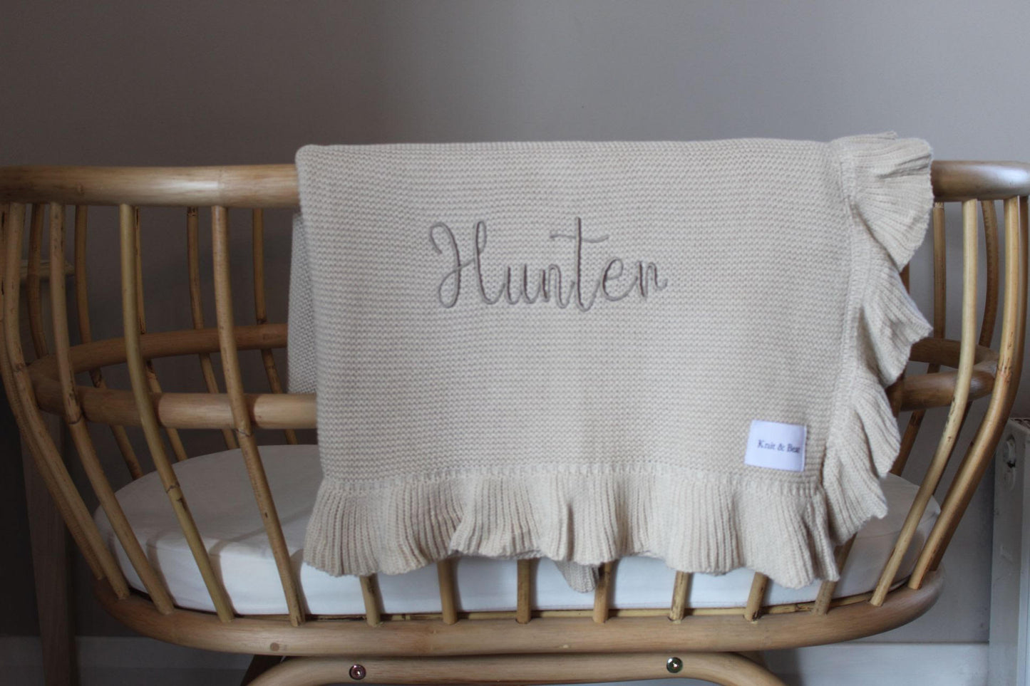 Frill Knit Blanket - Beige